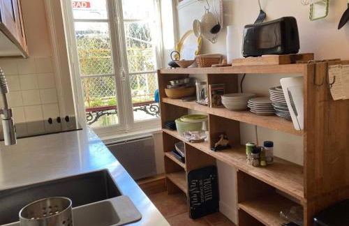 Appartement élégant au coeur de Le Palais avec WiFi - FR-1-418-197 - Photo 9