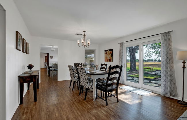 Spacious Home - Fire Pit, BBQ and Outdoor Seating! - Foto 23