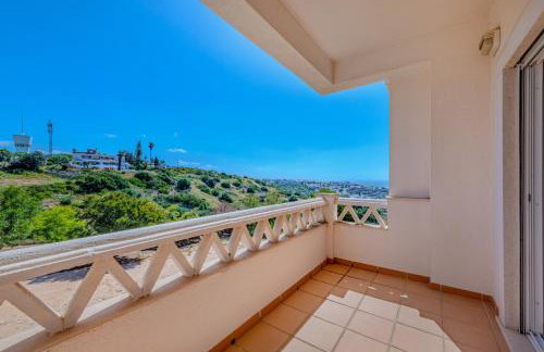 Amazing View With Pool - Photo 21