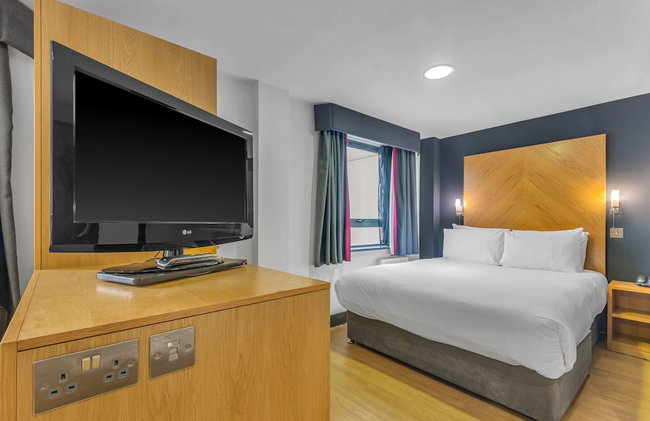 Roomzzz Leeds City West - Foto 14
