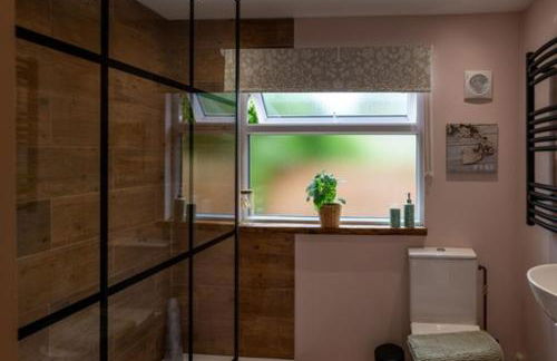 Field View Cottage hottub, dog friendly great view - Photo 8