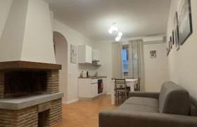 Fronte lago nel centro storico “La Casa del Lago” - Foto 23