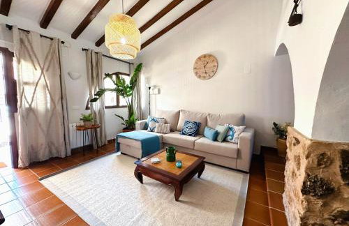 MASÍA de SAN JUAN CASA NÚMERO 15 en Castillo con piscina, Aire Acondicionado y terraza privada - Photo 6