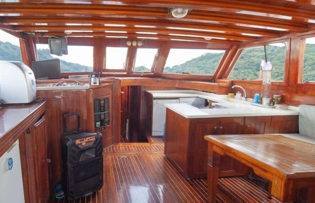 salise ince yat işletmeciliği - Foto 1