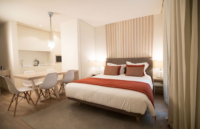 Almada Wine House - Foto 1