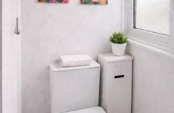 Rosie House 3 bedroom House in Sandbach with Parking - Photo 22