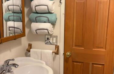 Seattle-Queen Anne--7 BR 3 BA--One Block to SPU - Foto 57