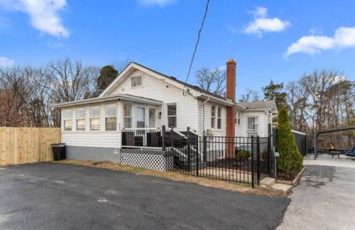 Two Dulles homes 1 price sleeps 16 w-EV parking - Foto 28