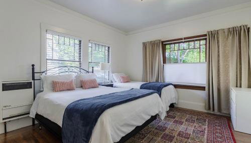 1 Berkeley - Entire Apartment - Private, Spacious - Photo 2