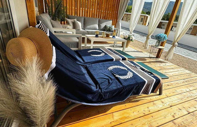 Blue Charm Mobile Home - Photo 17