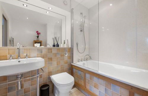 By the Bridge by Toppo - Foto 13