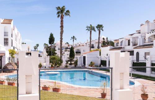 Piso de playa con piscinas - Foto 2