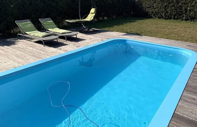 Luxurious Amber Villa With Private Pool and Garden Views - Photo 38