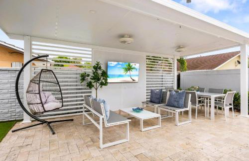 Spectacular Miami- Htd Pool,5 Bdrooms ,MiniGolf, Playground, Baby Items, BBQ - Photo 41