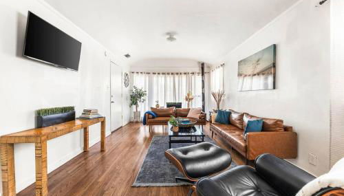 Spacious 4 bedroom home by Melrose and 10 minutes to Hollywood Walk of Fame - Foto 3