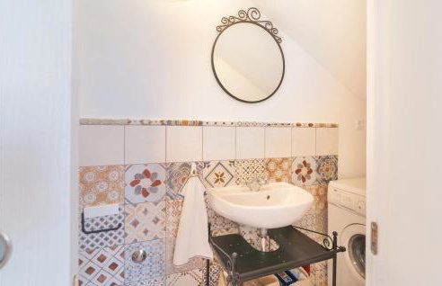 Stunning Home In Primosten With Kitchen - Photo 21