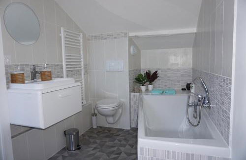 Appart Cosy 4 personnes avec terrasse - Photo 34