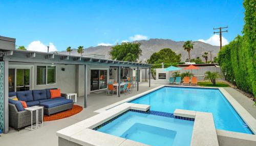 Teal and Tangerine Retreat - Alice Lodging - Photo 1