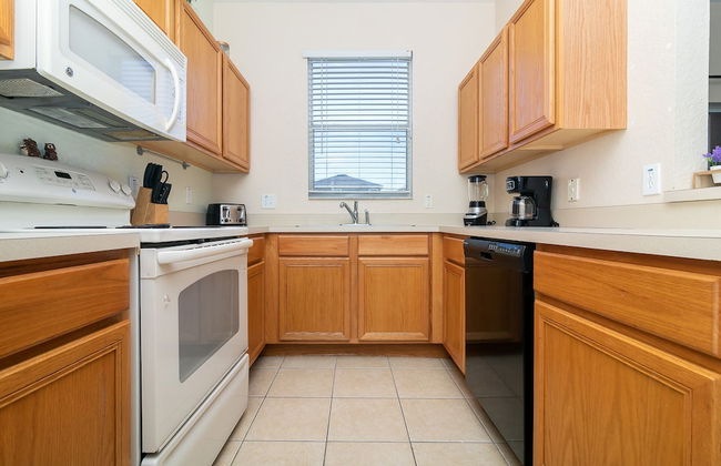 The Regal Hideaway - Photo 12