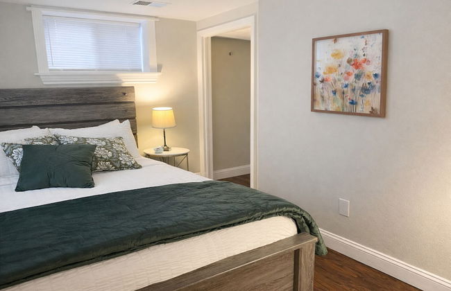 Charming Bungalow Next to UNC - Free Cruiser Bikes! - Foto 3