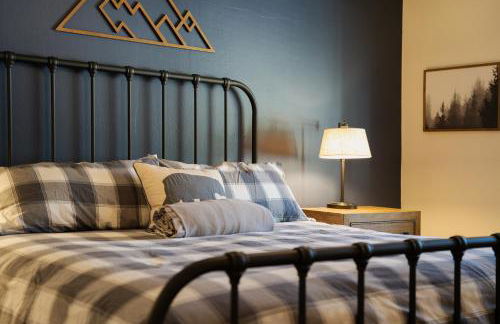 Epic View A Luxury House on a Hill River 10 min - Foto 2