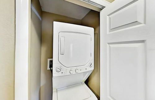Entire Rental 3-BR Minutes from Disney x8 Hot tub Apartment 2204 - Foto 12