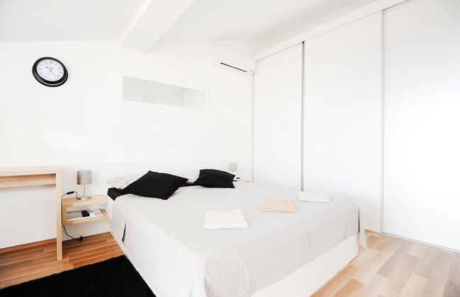 Apartments Hills - Photo 11