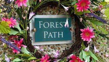 Forest Path Apartment Quiet Countryside Retreat with Sauna, Sleeps 4 - Foto 3