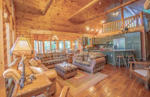 Smoke Rise Lodge · Lake Front, Luxury Cabin, Hot Tub, - Photo 9