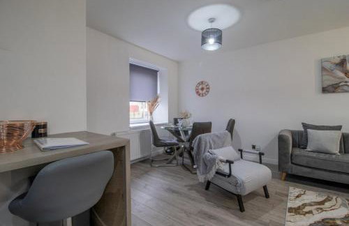 The Larky - Modern 2 Bed Cottage in Larkhall - Photo 16