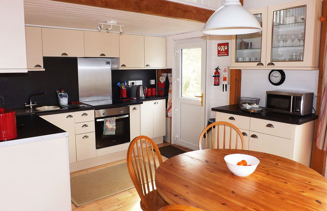 2 bedroom House in Isle with garden and terrace - Photo 4