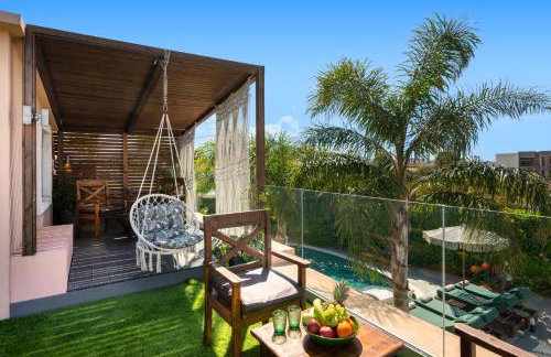 Antonakis Villa Secret Pool & Hot Tub Hideaway - Photo 43