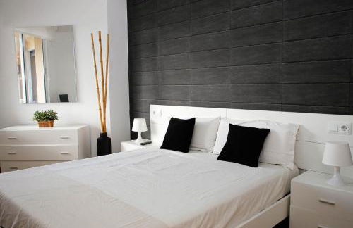 AT059 Reformed & Beach Views, Airco, WiFi - Foto 5