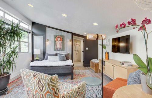 Stylish and Modern Boise Studio with Foothills Views! - Photo 13