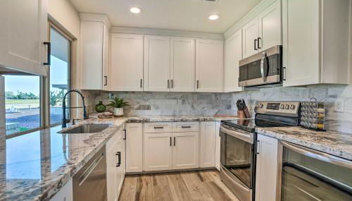 Golfers Haven! Gem with Patio and Grill in Sun City - Foto 2