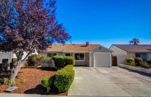 @ Marbella Lane - Stylish Cozy4br in Siliconvalley - Photo 92