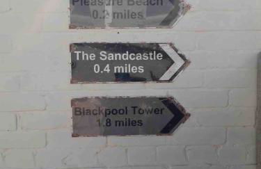 Ocean Suites HOT TUB - sleeps 11 - Foto 14