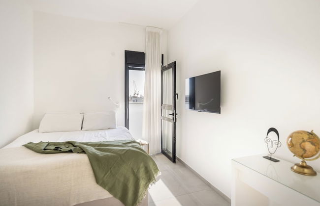 Rooftop Jacuzzi Penthouse by Sea N' Rent - Foto 8