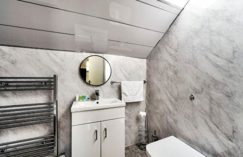 Stunning 5 bedroom apt, close to city centre, SEC, Hydro and motorway - Foto 25