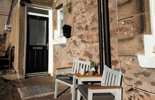 T&J House in Eyemouth: Cozy Coastal Retreat - Photo 5