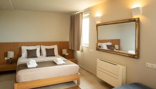 Villa - Sleeps 10 - Pool - Parking - Pool Table - Foto 3