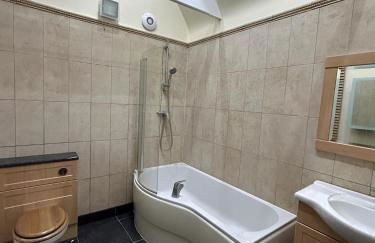 Beautiful Cottage opposite Hedingham Castle! - Photo 22