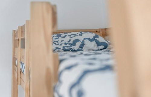 #53 Stylish 4 Bed Home 2 Full 1 Half Bath Free Parking - Foto 30