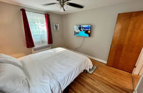 Red Ruby Spacious 2 Bedroom Apt 10 Minutes to Dwntwn - Foto 12