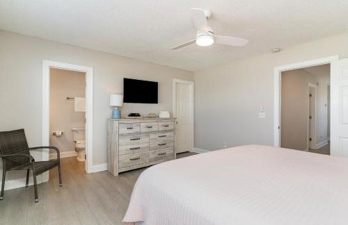 311B - True Beachfront w/ Private Walkway and Pool - Foto 22