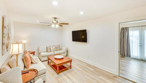 Patio and Workspace Peaceful Riverside Retreat! - Foto 4