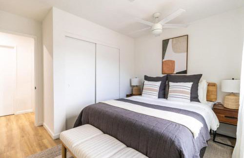 The Pink House - Palm Springs Gem with Private Pool & BBQ - Foto 26