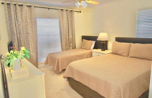 Villa Marco Island - Photo 61