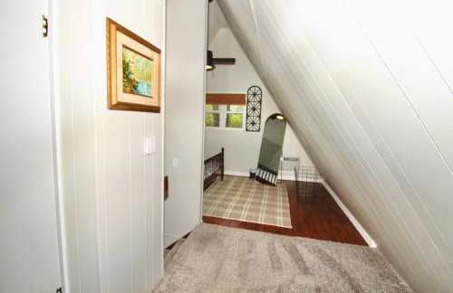 The Lakeside Loft- KY Lake Escape - Pirates Cove - Foto 39