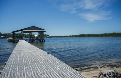 Secluded Waterfront Retreat for 23 - Dock Pets OK - Photo 30